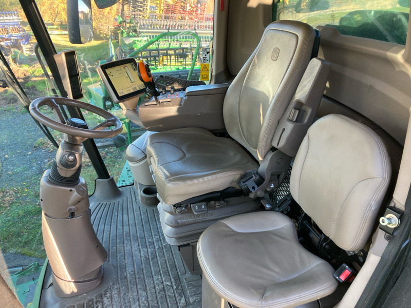Зърнокомбайн John Deere T670i mit 630X Schneidwerk: снимка 13