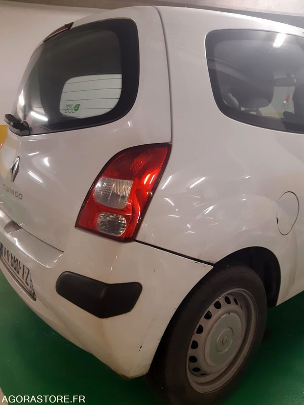 2010 - RENAULT TWINGO II - Лек автомобил: снимка 4 2010 - RENAULT TWINGO II - Лек автомобил: снимка 4