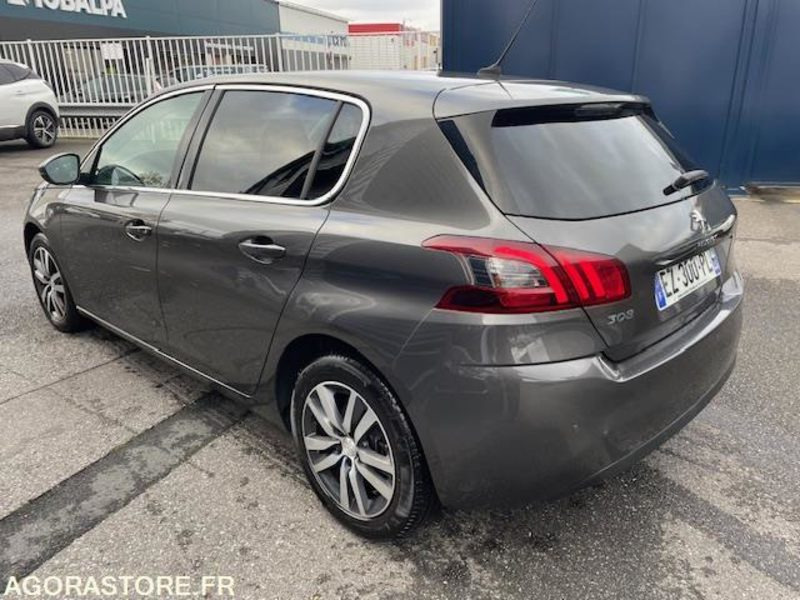 308 ALLURE BHDI 130cv EAT8- 08/2018- 151000KM - Лек автомобил: снимка 2 308 ALLURE BHDI 130cv EAT8- 08/2018- 151000KM - Лек автомобил: снимка 2