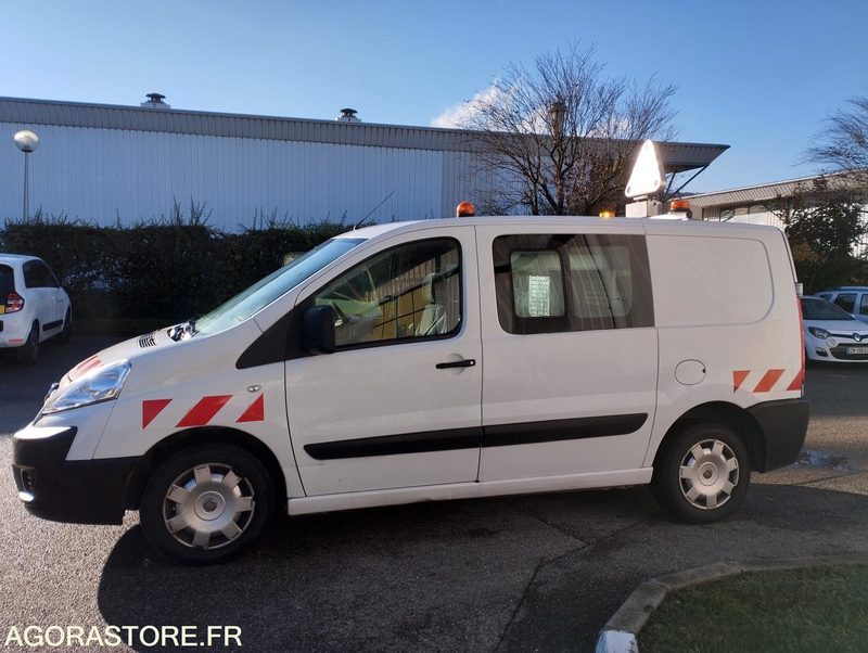 ACCIDENTÉ VEI_FIAT SCUDO _ BS-499-YF - Товарен бус: снимка 3 ACCIDENTÉ VEI_FIAT SCUDO _ BS-499-YF - Товарен бус: снимка 3