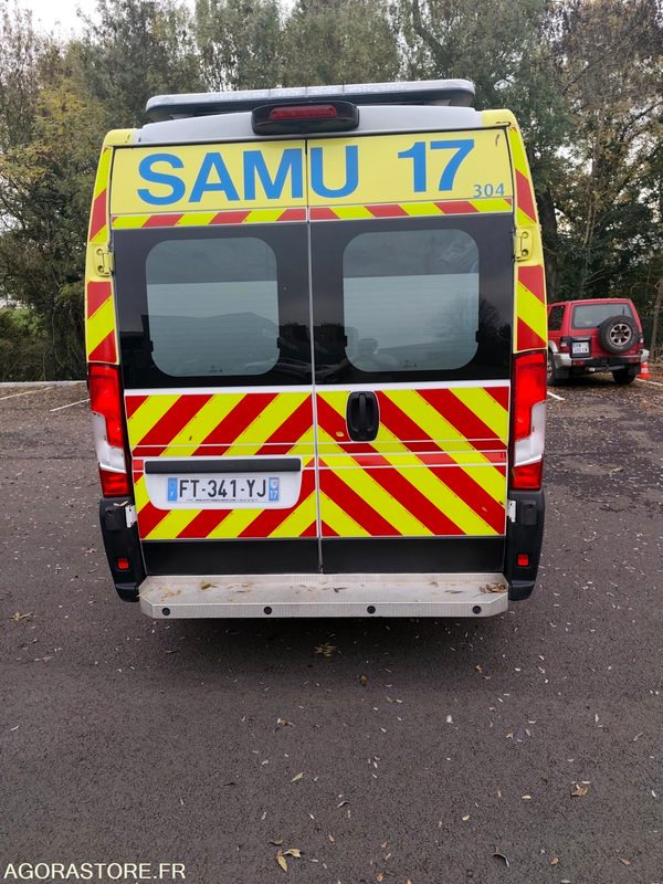 Ambulance réformée - Линейка: снимка 5 Ambulance réformée - Линейка: снимка 5