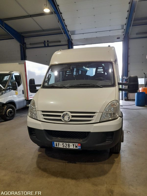 CAR IVECO de 2009 POUR PIECES - Автобус: снимка 3 CAR IVECO de 2009 POUR PIECES - Автобус: снимка 3