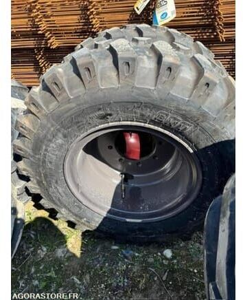 BKT ROUES JUMELEES COLLEES 9.00-20 - Комплект колела: снимка 1 BKT ROUES JUMELEES COLLEES 9.00-20 - Комплект колела: снимка 1