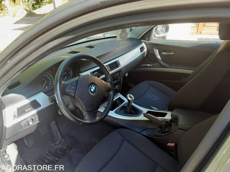 BMW 320 D TOURING - 2010 - 214562km - Комби: снимка 3 BMW 320 D TOURING - 2010 - 214562km - Комби: снимка 3