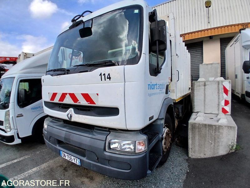 BOM 19 T RENAULT 270 DCI - 2002 - 370 889km - Боклукчийска кола: снимка 3 BOM 19 T RENAULT 270 DCI - 2002 - 370 889km - Боклукчийска кола: снимка 3