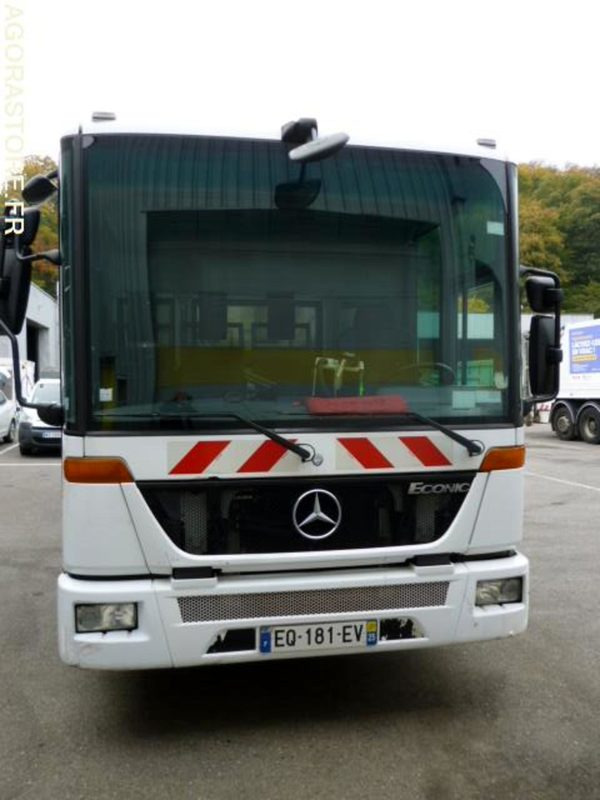 BOM ECONIC MERCEDES CABINE TYPE BUS 2007 4 places 247550kms - Боклукчийска кола: снимка 3 BOM ECONIC MERCEDES CABINE TYPE BUS 2007 4 places 247550kms - Боклукчийска кола: снимка 3
