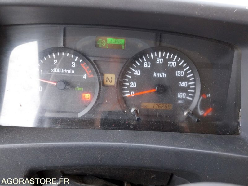 BOM ISUZU SEMAT 7,5T // R60049 - Боклукчийска кола: снимка 5 BOM ISUZU SEMAT 7,5T // R60049 - Боклукчийска кола: снимка 5