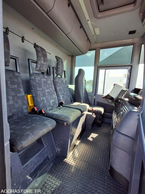 BOM Mercedes Econic 2013 240330 kms - Боклукчийска кола: снимка 2 BOM Mercedes Econic 2013 240330 kms - Боклукчийска кола: снимка 2