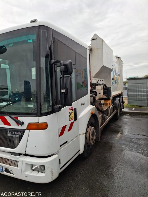BOM Mercedes Econic 256043 kms 2013 - Боклукчийска кола: снимка 5 BOM Mercedes Econic 256043 kms 2013 - Боклукчийска кола: снимка 5