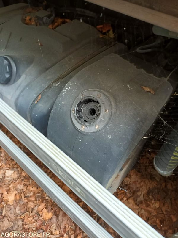 BOM - RENAULT PREMIUM 270 DXI - 170 499KM - NON ROULANT - Боклукчийска кола: снимка 5 BOM - RENAULT PREMIUM 270 DXI - 170 499KM - NON ROULANT - Боклукчийска кола: снимка 5
