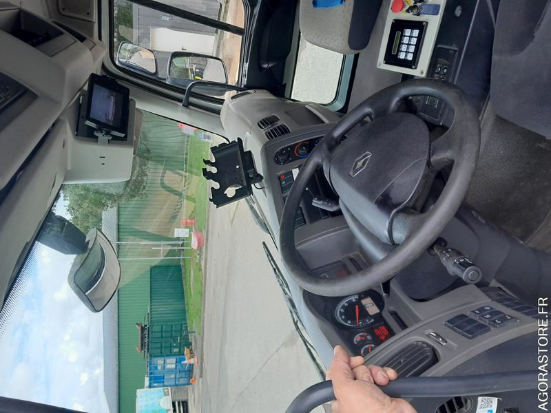 BOM Renault Premium 19T - Боклукчийска кола: снимка 3 BOM Renault Premium 19T - Боклукчийска кола: снимка 3