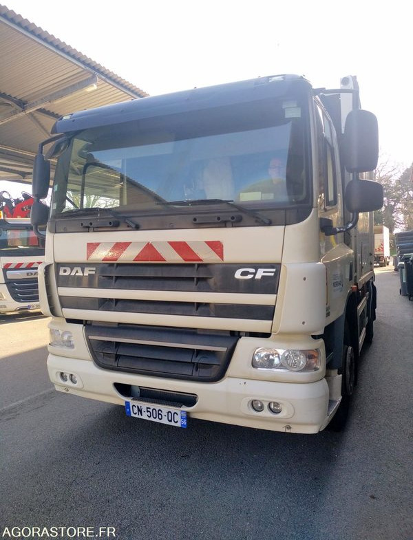 Benne à ordures ménagères 19 tonnes - Боклукчийска кола: снимка 2 Benne à ordures ménagères 19 tonnes - Боклукчийска кола: снимка 2