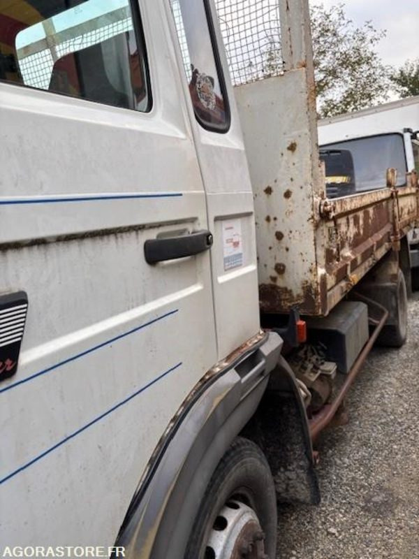 CAMION BENNE RENAULT S135 MIDLINER 1995 204000 KM - Самосвал камион: снимка 3 CAMION BENNE RENAULT S135 MIDLINER 1995 204000 KM - Самосвал камион: снимка 3