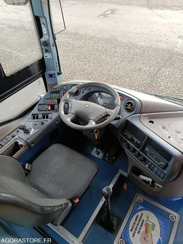 CAR IRISBUS RECREO - PARC 21067- MEC 2011/411000km/ BQ-963-PS - Училищен автобус: снимка 5 CAR IRISBUS RECREO - PARC 21067- MEC 2011/411000km/ BQ-963-PS - Училищен автобус: снимка 5