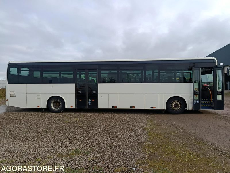 CAR IRISBUS RECREO - PARC 21067- MEC 2011/411000km/ BQ-963-PS - Училищен автобус: снимка 4 CAR IRISBUS RECREO - PARC 21067- MEC 2011/411000km/ BQ-963-PS - Училищен автобус: снимка 4