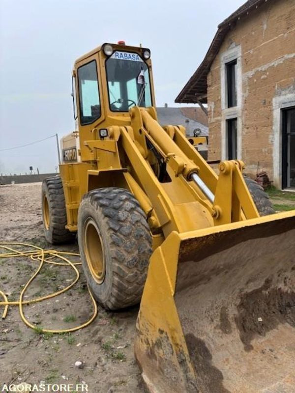 CHARGEUSE FORD A-64 1975 5650 HEURES - Товарач: снимка 5 CHARGEUSE FORD A-64 1975 5650 HEURES - Товарач: снимка 5