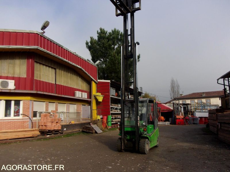 CHARIOT ÉLÉVATEUR 3 TONNES POSITIONNEUR DE FOURCHES ELECTRIQUE CESAB - Електрокар: снимка 3 CHARIOT ÉLÉVATEUR 3 TONNES POSITIONNEUR DE FOURCHES ELECTRIQUE CESAB - Електрокар: снимка 3