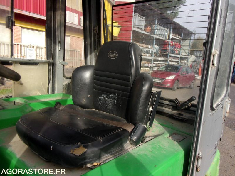 CHARIOT ÉLÉVATEUR 3 TONNES POSITIONNEUR DE FOURCHES ELECTRIQUE CESAB - Електрокар: снимка 5 CHARIOT ÉLÉVATEUR 3 TONNES POSITIONNEUR DE FOURCHES ELECTRIQUE CESAB - Електрокар: снимка 5