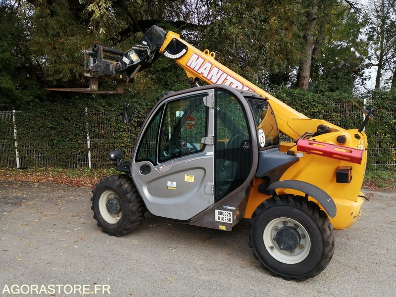 CHARIOT TELESCOPIQUE FIXE - MANITOU - 2.5 T - 2014 / 3910 HEURES - Телескопичен товарач: снимка 1 CHARIOT TELESCOPIQUE FIXE - MANITOU - 2.5 T - 2014 / 3910 HEURES - Телескопичен товарач: снимка 1