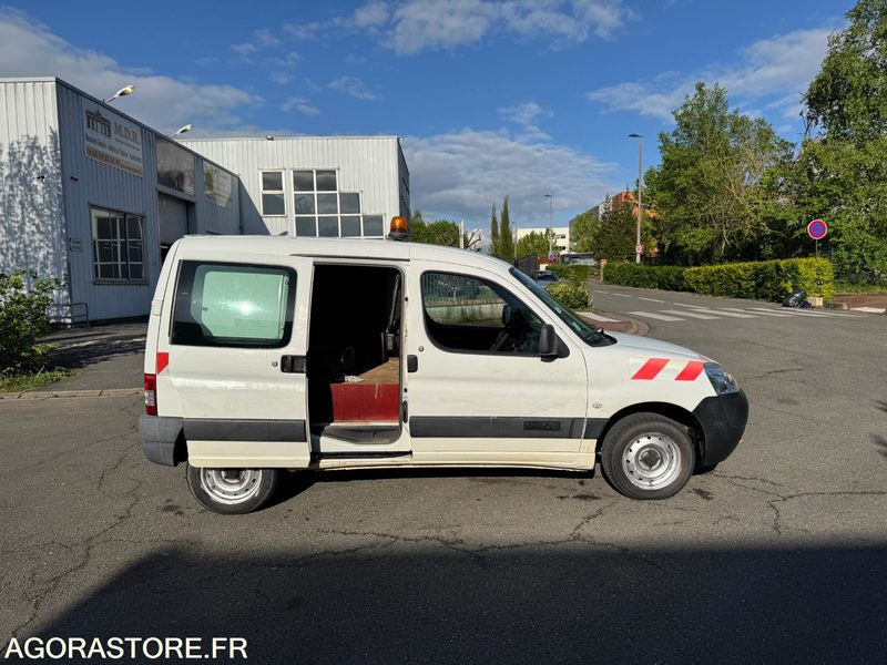 CITROËN BERLINGO - 2010 - 211 000 KM - Малък ван: снимка 5 CITROËN BERLINGO - 2010 - 211 000 KM - Малък ван: снимка 5