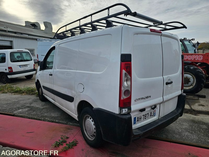 CITROEN JUMPY - 2009 - 66874KM - AH787AJ - Товарен бус: снимка 4 CITROEN JUMPY - 2009 - 66874KM - AH787AJ - Товарен бус: снимка 4