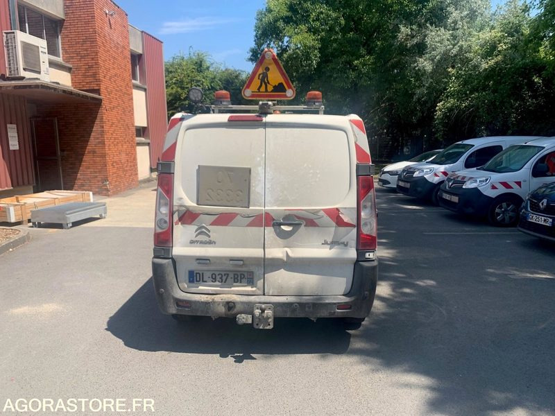 CITROEN JUMPY - 2014 / 264591 KM (DL-937-BP) (MVU217) - Товарен бус: снимка 3 CITROEN JUMPY - 2014 / 264591 KM (DL-937-BP) (MVU217) - Товарен бус: снимка 3
