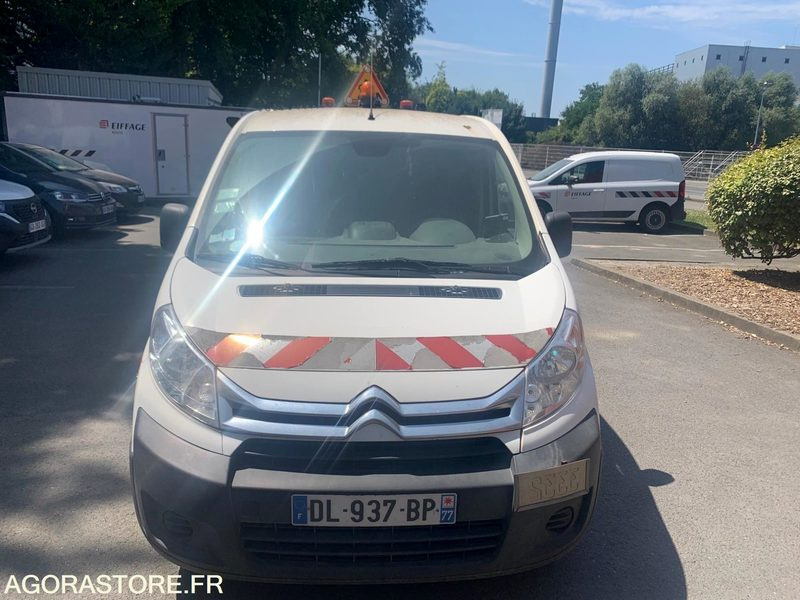 CITROEN JUMPY - 2014 / 264591 KM (DL-937-BP) (MVU217) - Товарен бус: снимка 2 CITROEN JUMPY - 2014 / 264591 KM (DL-937-BP) (MVU217) - Товарен бус: снимка 2