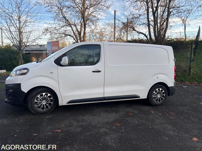 CITROEN - JUMPY 3 HDI - année 2017 - 341000 kms - DIESEL - Малък ван: снимка 1 CITROEN - JUMPY 3 HDI - année 2017 - 341000 kms - DIESEL - Малък ван: снимка 1