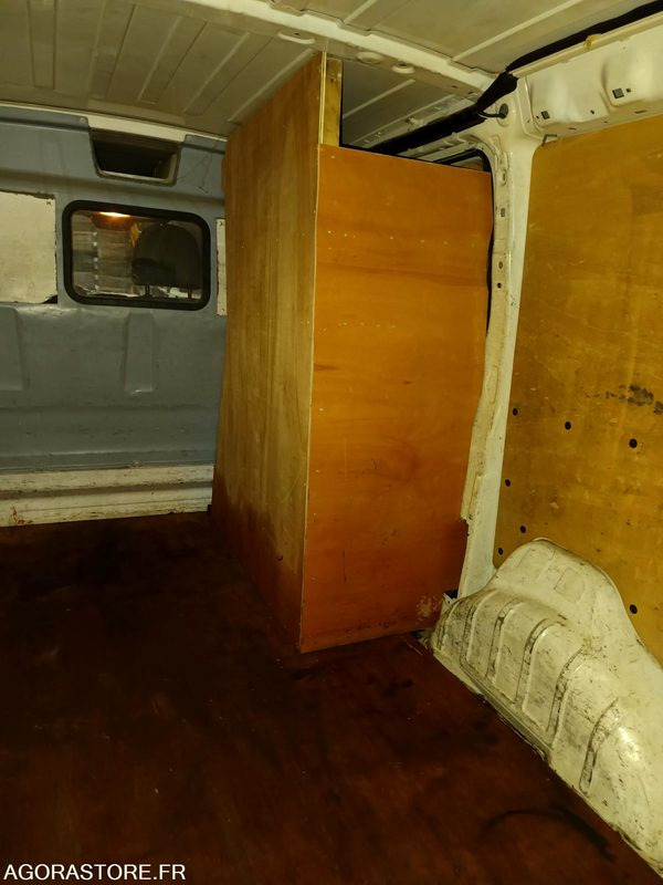 CITROEN JUMPY AE-644-HJ 184773kms 2009 - Товарен бус: снимка 4 CITROEN JUMPY AE-644-HJ 184773kms 2009 - Товарен бус: снимка 4