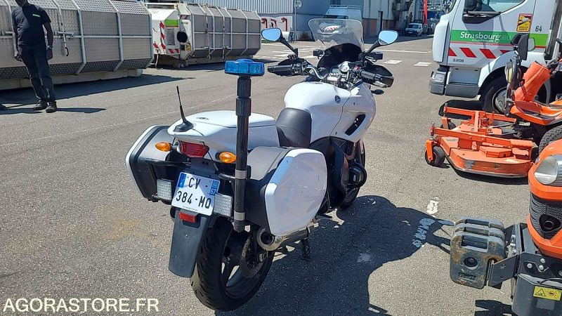 CV 384 MQ - YAMAHA TDM900 - 2013 - 69532KM - Мотоциклет: снимка 4 CV 384 MQ - YAMAHA TDM900 - 2013 - 69532KM - Мотоциклет: снимка 4