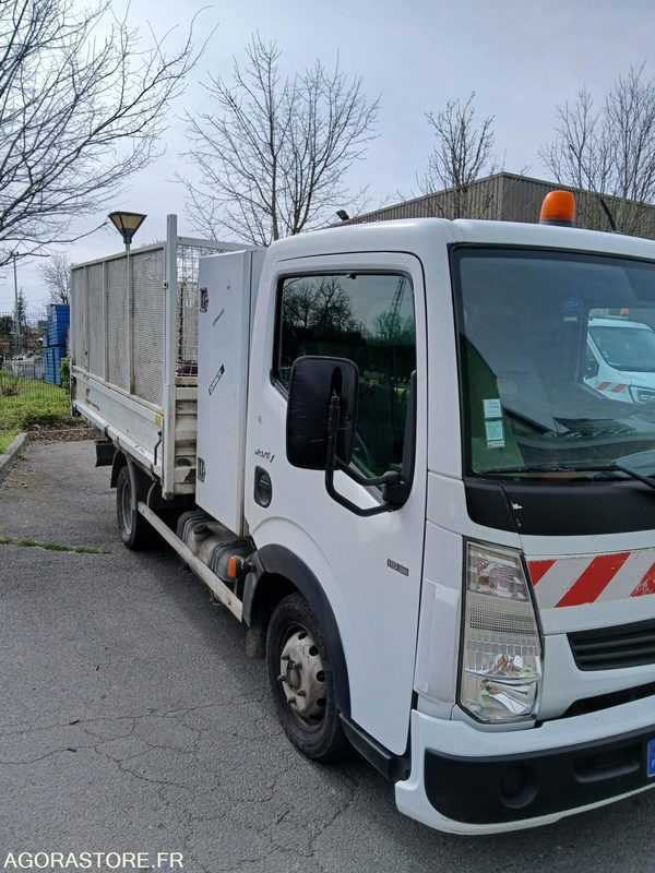 Camion benne RENAULT MAXITY - 310362 km - 2007 - Бус самосвал: снимка 1 Camion benne RENAULT MAXITY - 310362 km - 2007 - Бус самосвал: снимка 1