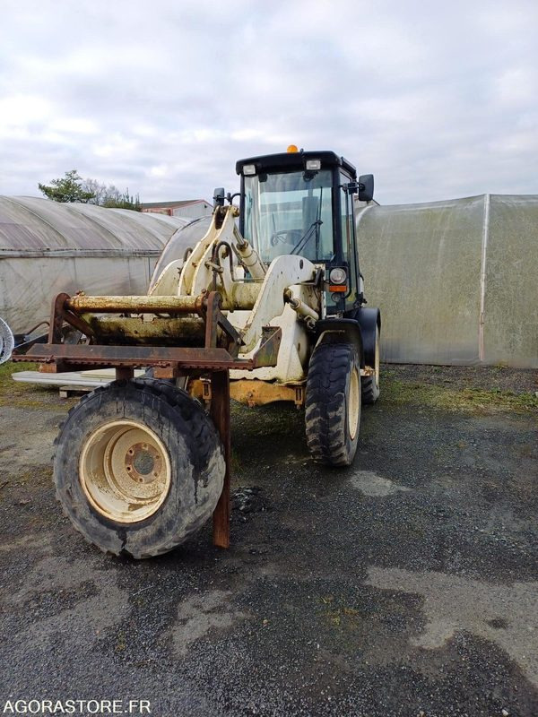 Chargeuse JCB 407 ZX - Товарач: снимка 2 Chargeuse JCB 407 ZX - Товарач: снимка 2