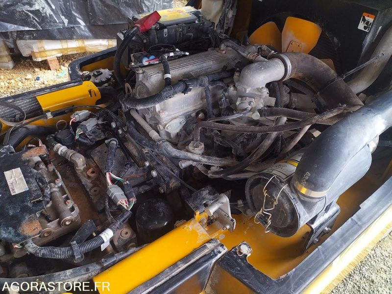 Chariot Élévateur YALE GLP25VX (2007) - Pour Pièces ou Réparation - Газокар: снимка 4 Chariot Élévateur YALE GLP25VX (2007) - Pour Pièces ou Réparation - Газокар: снимка 4