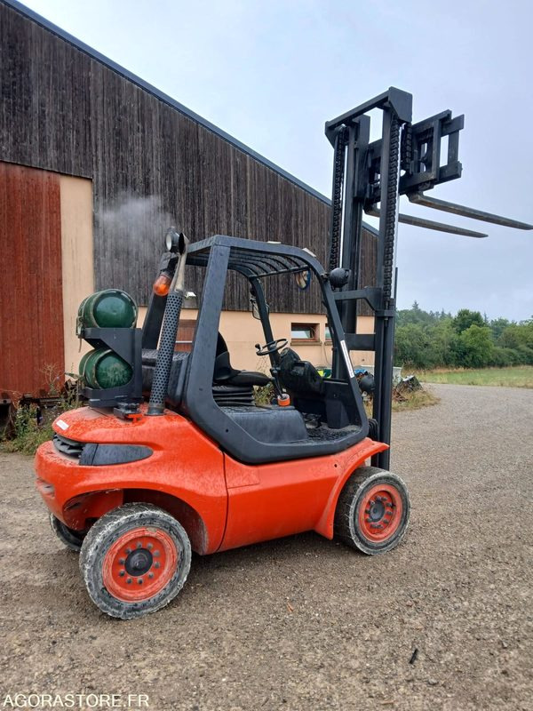 Chariot élévateur Fenwick Linde H35T 3.5T - Газокар: снимка 1 Chariot élévateur Fenwick Linde H35T 3.5T - Газокар: снимка 1