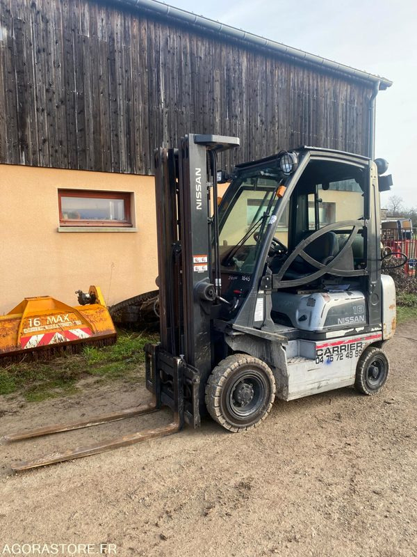 Chariot élévateur GAZ NISSAN 1.8T - Газокар: снимка 1 Chariot élévateur GAZ NISSAN 1.8T - Газокар: снимка 1