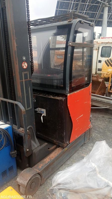 Chariot frontal - Fenwick - 2014 - R16 - Ричтрак: снимка 1 Chariot frontal - Fenwick - 2014 - R16 - Ричтрак: снимка 1