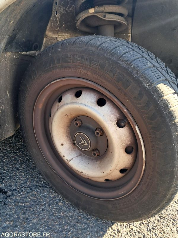 Citroën Berlingo 753 AGX 42 - Малък ван: снимка 3 Citroën Berlingo 753 AGX 42 - Малък ван: снимка 3