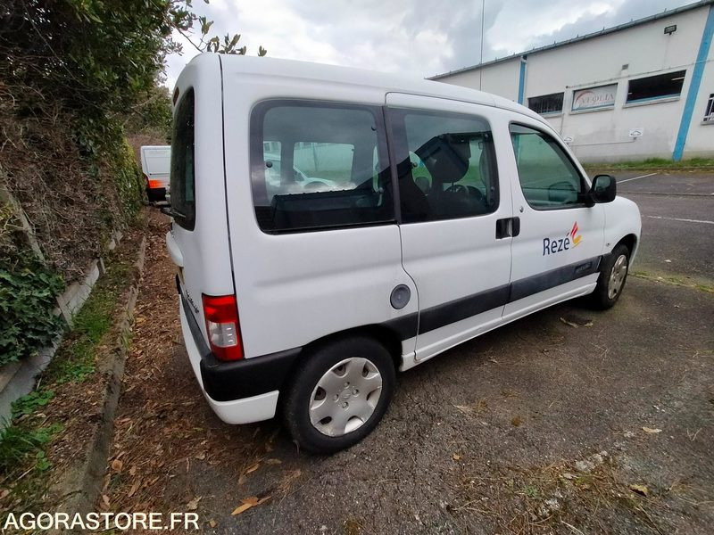 Citroen Berlingo Combispace ESS+GNV - 2007 - 62683kms - Лек автомобил: снимка 4 Citroen Berlingo Combispace ESS+GNV - 2007 - 62683kms - Лек автомобил: снимка 4