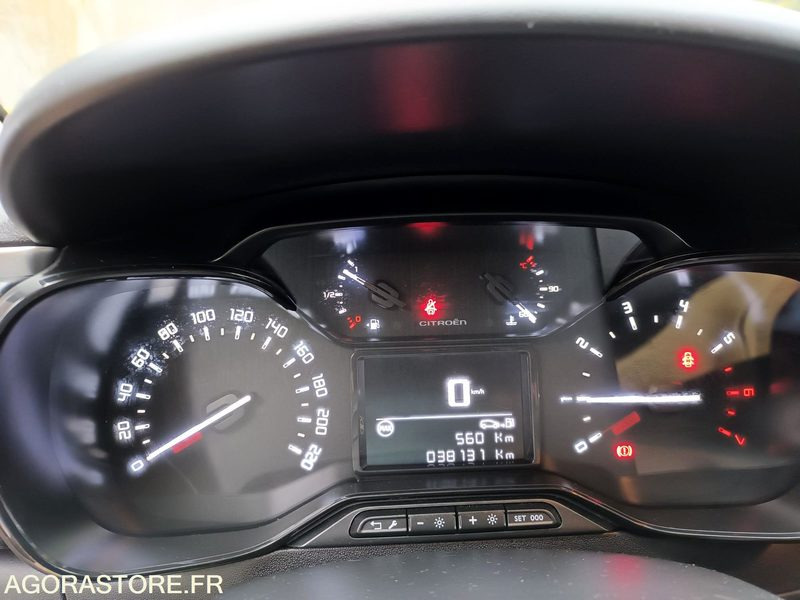 Лек автомобил Citroën C3 - 82ch - 38131 kms - 2018: снимка 11 Лек автомобил Citroën C3 - 82ch - 38131 kms - 2018: снимка 11