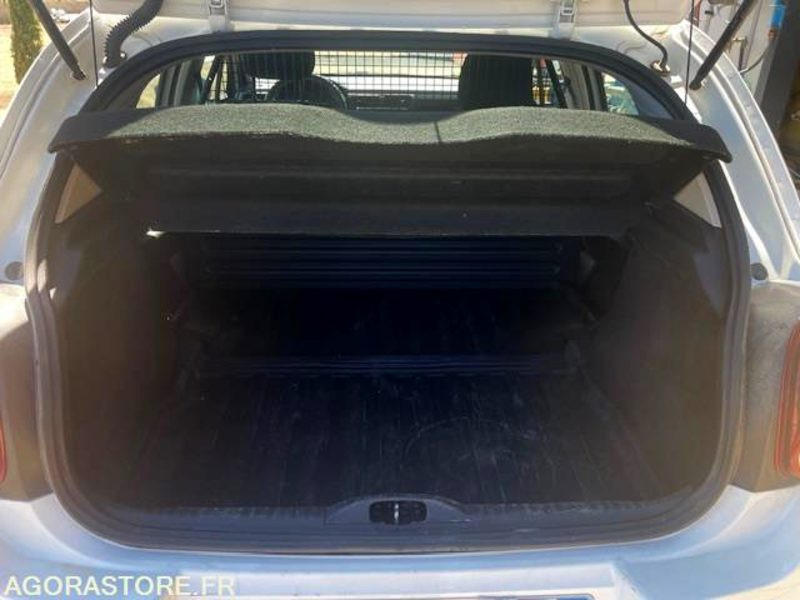 Citroën C3 société blue HDI 100 BVM6 FEEL NAV - Лек автомобил: снимка 5 Citroën C3 société blue HDI 100 BVM6 FEEL NAV - Лек автомобил: снимка 5