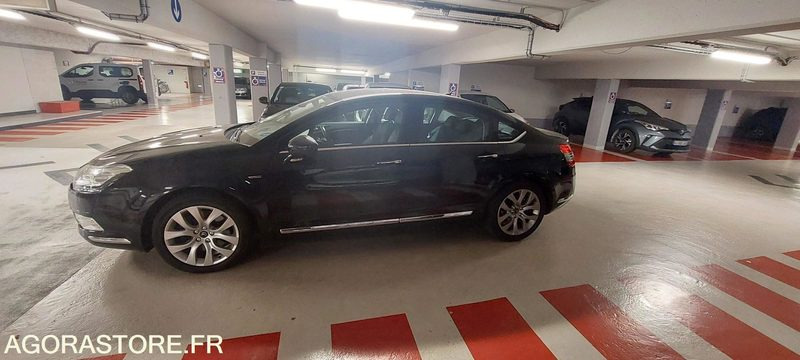 Citroën C5 2.0 Bleuhdi - 2016 - 191232kms - Лек автомобил: снимка 4 Citroën C5 2.0 Bleuhdi - 2016 - 191232kms - Лек автомобил: снимка 4