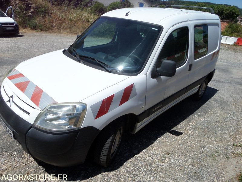 Citroën berlingo 1.6hdi - 249.030km - 2008 (4883KM46) - Малък ван: снимка 1 Citroën berlingo 1.6hdi - 249.030km - 2008 (4883KM46) - Малък ван: снимка 1