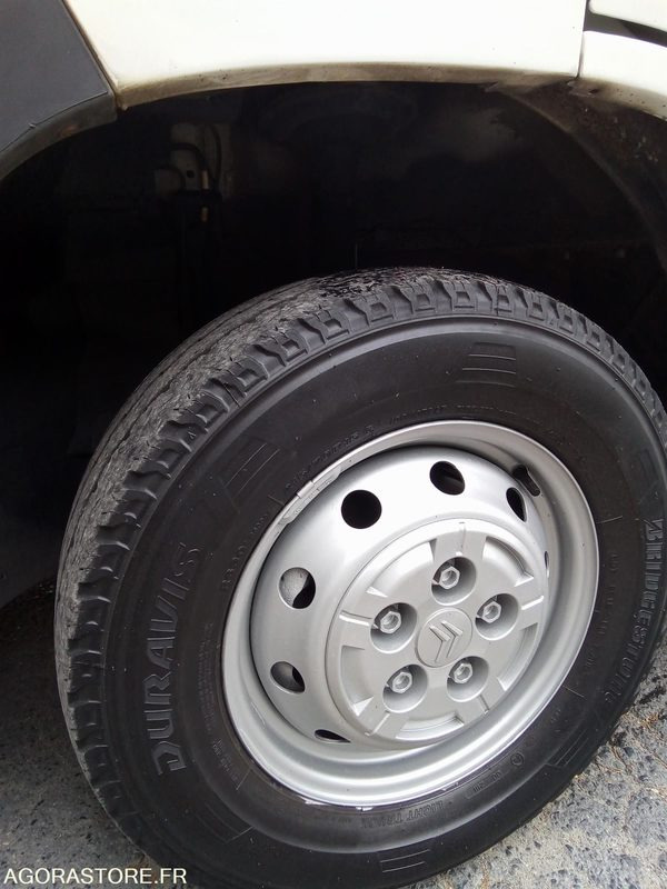 Citroen jumper 2,2 HDi 100 l1h1 77540 kms garanties HS Non ROULANT - Товарен бус: снимка 5 Citroen jumper 2,2 HDi 100 l1h1 77540 kms garanties HS Non ROULANT - Товарен бус: снимка 5