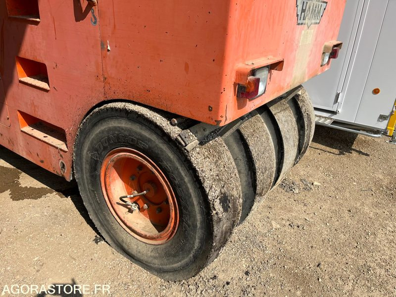 Compacteur à pneu type P3 HAMM - Валяк: снимка 5 Compacteur à pneu type P3 HAMM - Валяк: снимка 5