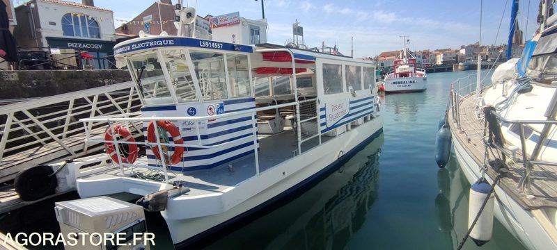 NAVETTE MARITIME ELECTRIQUE 30 passagers "Le Passeur Electrique" - Друга техника: снимка 4 NAVETTE MARITIME ELECTRIQUE 30 passagers "Le Passeur Electrique" - Друга техника: снимка 4