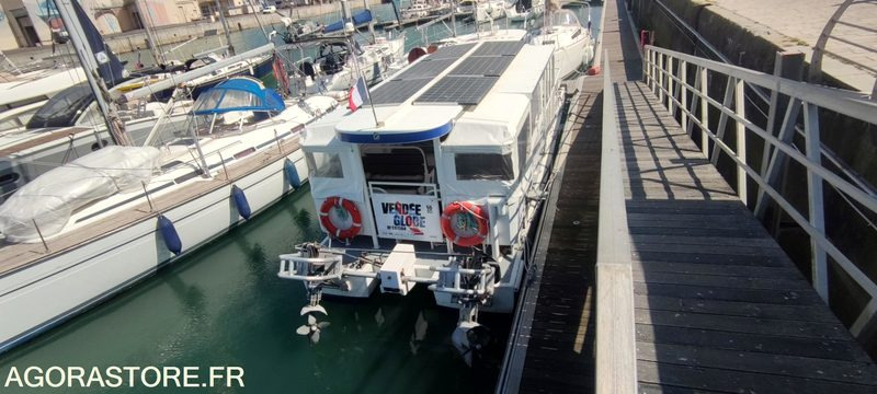 NAVETTE MARITIME ELECTRIQUE 30 passagers "Le Passeur Electrique" - Друга техника: снимка 2 NAVETTE MARITIME ELECTRIQUE 30 passagers "Le Passeur Electrique" - Друга техника: снимка 2