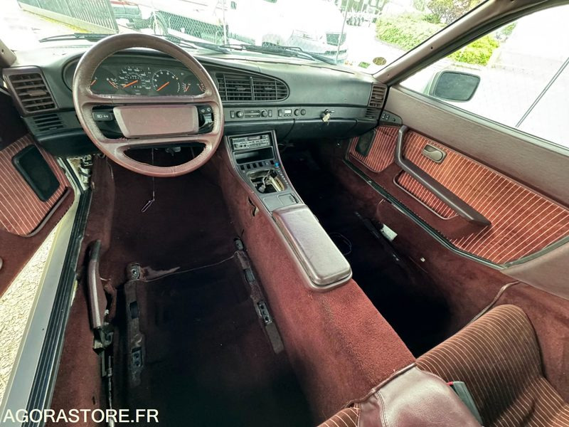 PORSCHE 944 2.5 163ch BVA - EN L'ETAT - Друга техника: снимка 2 PORSCHE 944 2.5 163ch BVA - EN L'ETAT - Друга техника: снимка 2