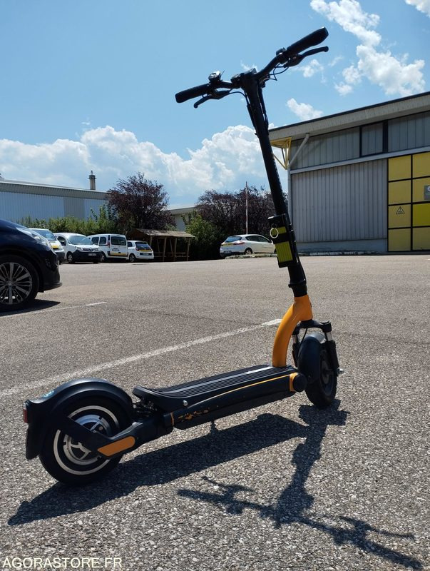 Trottinette Hikerboy Foxtrot Plus de 2021 n° 200258 - Друга техника: снимка 4 Trottinette Hikerboy Foxtrot Plus de 2021 n° 200258 - Друга техника: снимка 4