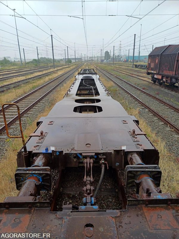 Wagon plat intermodal type Sggnss – modèle 6432B0-4, 72 pieds - 2004 (ref 1561) - Друга техника: снимка 2 Wagon plat intermodal type Sggnss – modèle 6432B0-4, 72 pieds - 2004 (ref 1561) - Друга техника: снимка 2