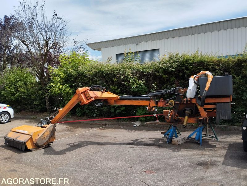 EPAREUSE ROUSSEAU MINAUTOR 5000L n°M5LBK04A03 - Шредер с телескопично рамо: снимка 2 EPAREUSE ROUSSEAU MINAUTOR 5000L n°M5LBK04A03 - Шредер с телескопично рамо: снимка 2